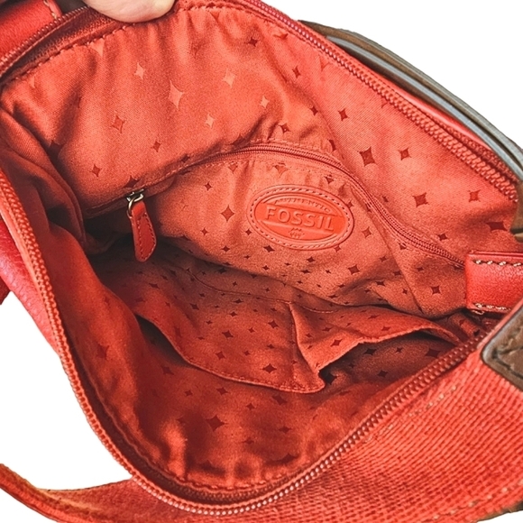 FOSSIL Morgan Traveler Red Leather Organizable Adjustable Strap Crossbody - Picture 7 of 11